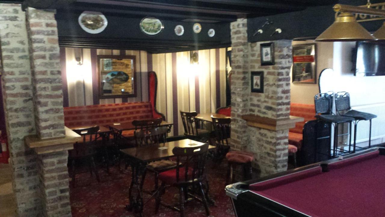 The Cabin Saracens Head Chapel St. Leonards Exterior foto